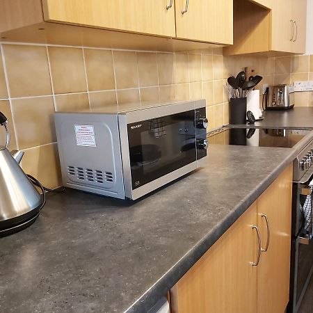 Inverness City Centre Apartment With Elevator And Google Chromecast Екстериор снимка