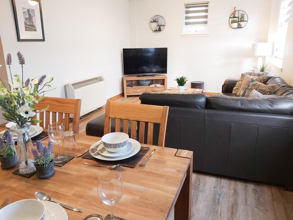 Inverness City Centre Apartment With Elevator And Google Chromecast Екстериор снимка