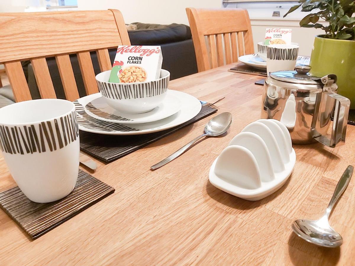 Inverness City Centre Apartment With Elevator And Google Chromecast Екстериор снимка