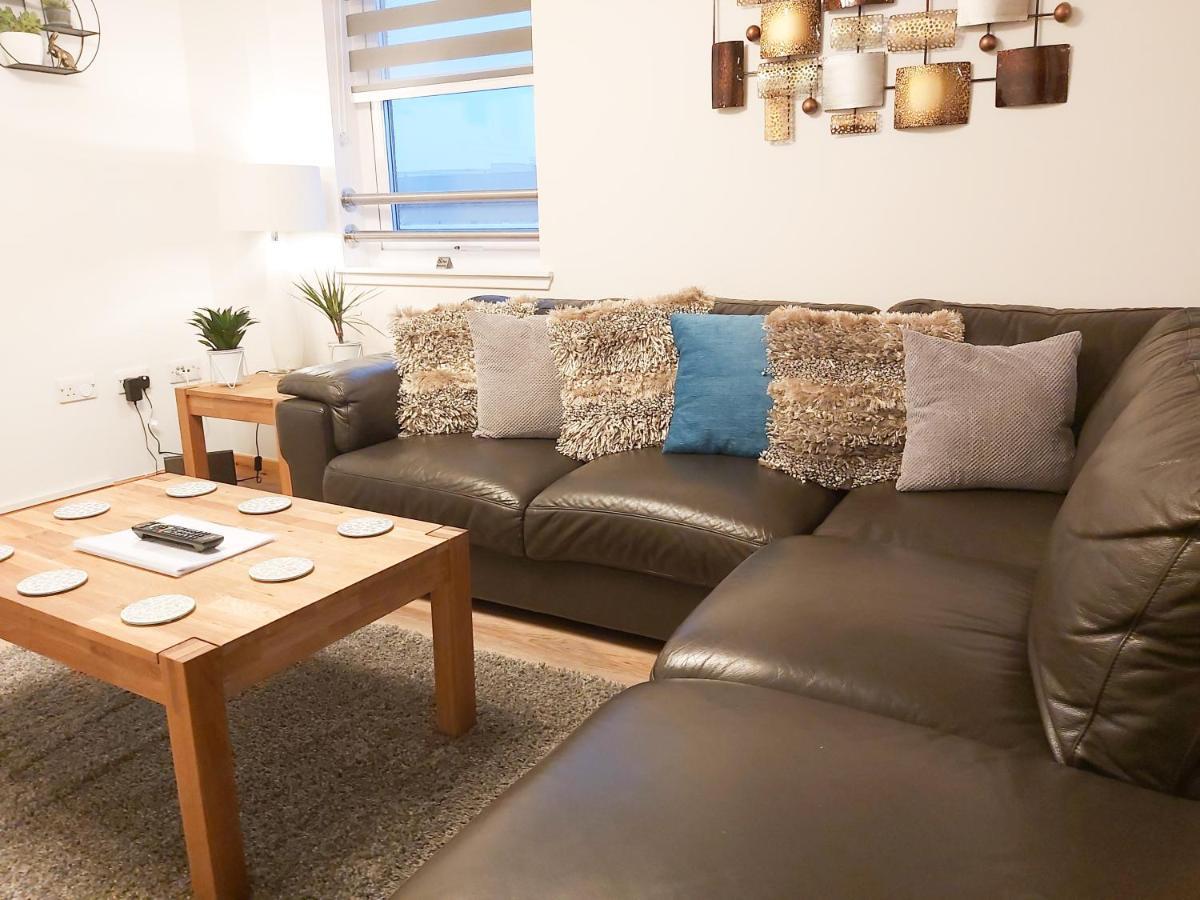 Inverness City Centre Apartment With Elevator And Google Chromecast Екстериор снимка