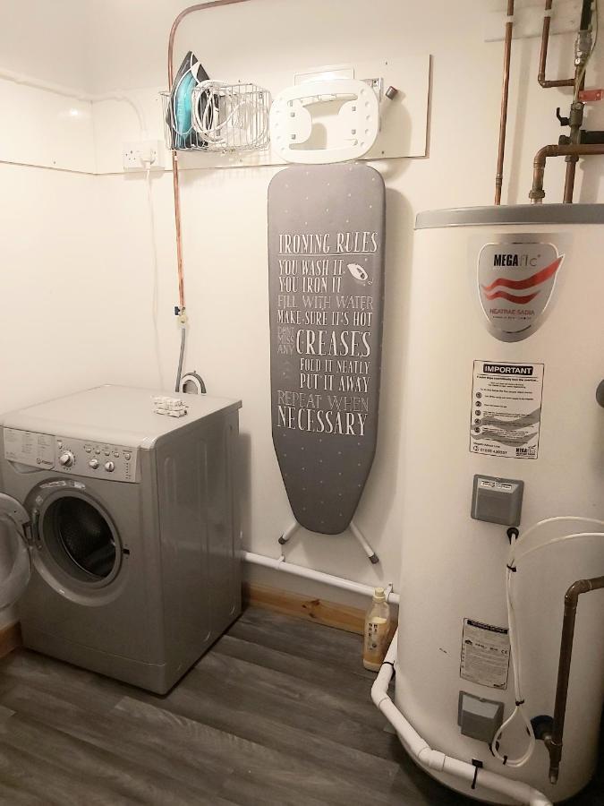 Inverness City Centre Apartment With Elevator And Google Chromecast Екстериор снимка